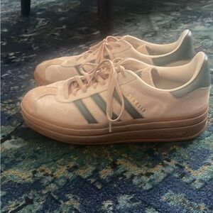 Women’s adidas gazelle bold. Size 11
